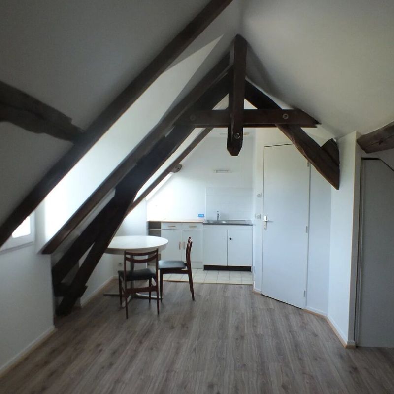 Louer appartement de 1 pièce 27 m² 595 € à Houdan (78550) : une annonce Arthurimmo.com