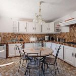 Rent 4 bedroom house of 281 m² in La Garde