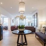Rent 5 bedroom flat of 218 m² in London
