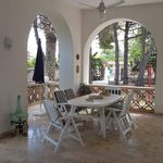 Rent 5 bedroom house of 280 m² in Maruggio