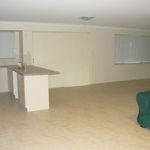 Rent 4 bedroom house in Geraldton