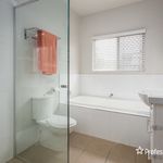 Rent 4 bedroom house of 7160 m² in Brisbane