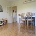 Rent 2 bedroom apartment in North Bondi