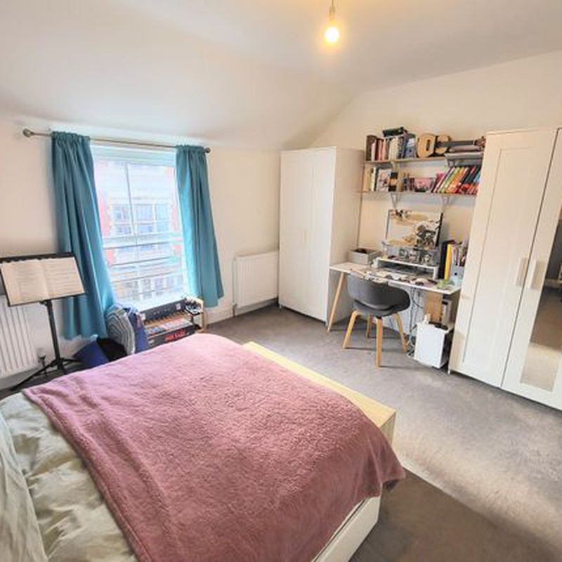Flat to rent in Stert Street, Abingdon, Oxon OX14 Abingdon-on-Thames