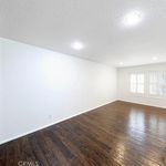 Rent 3 bedroom apartment of 226 m² in Anaheim