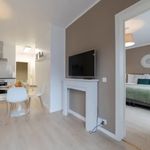 Rent 1 bedroom apartment of 646 m² in Bruxelles