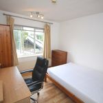 Rent 5 bedroom apartment in Surbiton