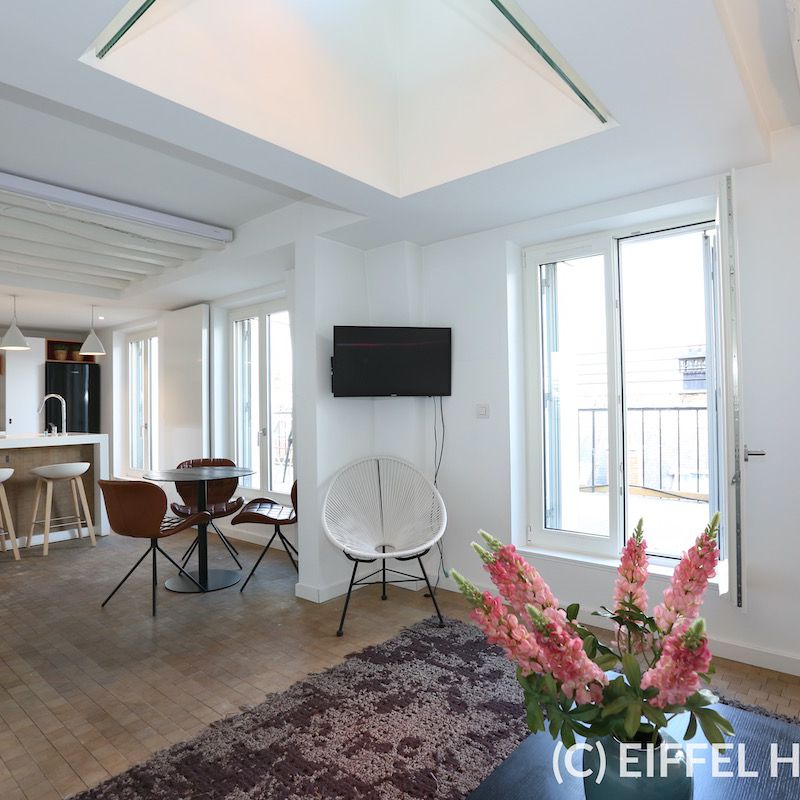 Location meublée - Rue Monsieur Le Prince - 96 m² - 2 chambres - meublé