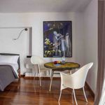 Rent a room of 60 m² in Moledo