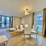 Rent 3 bedroom flat of 77 m² in London