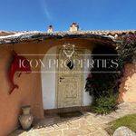 Villa indipendente PLURILOCALE in affitto a	Baja sardinia (Ss)