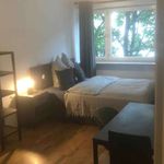 Rent a room of 108 m² in Frankfurt