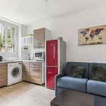 Rent 2 bedroom apartment of 25 m² in Paris
