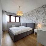 Wynajmij 3 sypialnię apartament z 77 m² w Warszawa