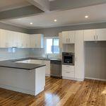 Rent 4 bedroom house of 6070 m² in Brisbane