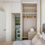 Rent 1 bedroom apartment of 32 m² in Madrid
