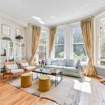 Rent 2 bedroom apartment of 84 m² in London