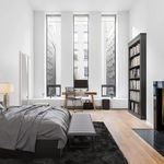 Rent 2 bedroom apartment of 195 m² in Manhattan