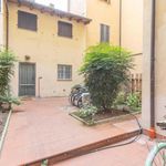 Affitto 2 camera appartamento in Bologna