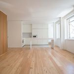 Rent 1 bedroom apartment of 77 m² in Lisbon