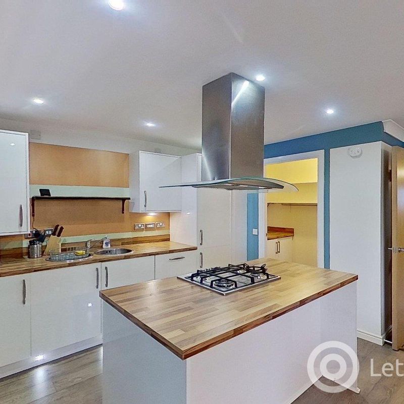 3 Bedroom Apartment to Rent at Drum-Brae-Gyle, Edinburgh, England Clermiston