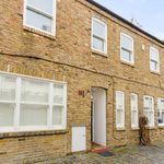 Rent 3 bedroom house of 108 m² in London