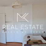 Rent 3 bedroom apartment of 17800 m² in Glyfada