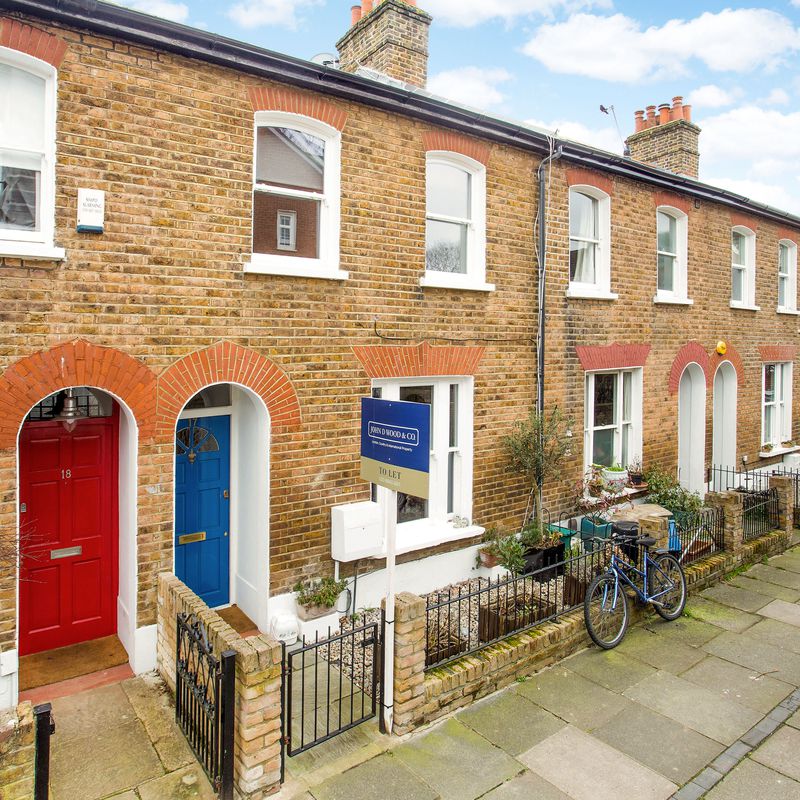 3 bedroom property to let in Evelyn Terrace, Richmond, TW9 - £2,500 pcm Richmond upon Thames