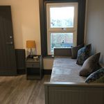 Rent 4 bedroom flat in Salisbury