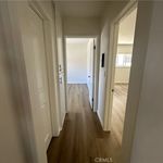 Rent 2 bedroom apartment of 86 m² in Santa Monica