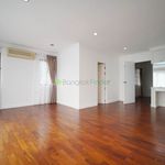 Rent 4 bedroom apartment of 800 m² in Bangkok