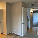 Rent 1 bedroom apartment of 47 m² in Irvine