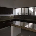 Rent 3 bedroom house of 477 m² in Mérida
