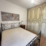 Affitto 4 camera appartamento di 90 m² in Sanremo