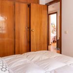 Rent a room of 60 m² in Madrid