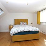 Rent 4 bedroom apartment in Barnet