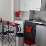 Rent 1 bedroom apartment of 26 m² in Pessac