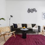 Rent a room of 140 m² in Berlin
