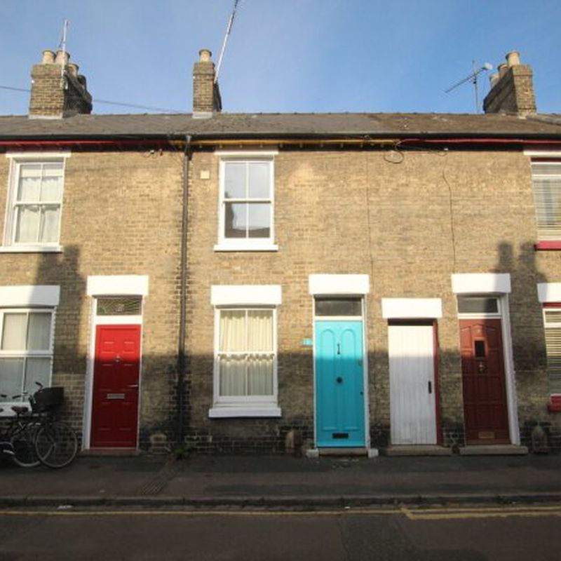 great eastern street, cambridge £1,400 pcm, 2 bedrooms, mid terrace house * tenant info Romsey Town
