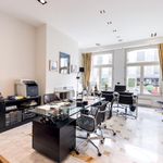 Huur 2 slaapkamer appartement van 180 m² in Brussel