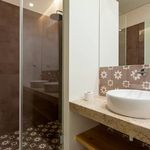 Rent 4 bedroom apartment of 135 m² in Lisboa