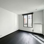 Rent 3 bedroom apartment of 206 m² in Bruxelles