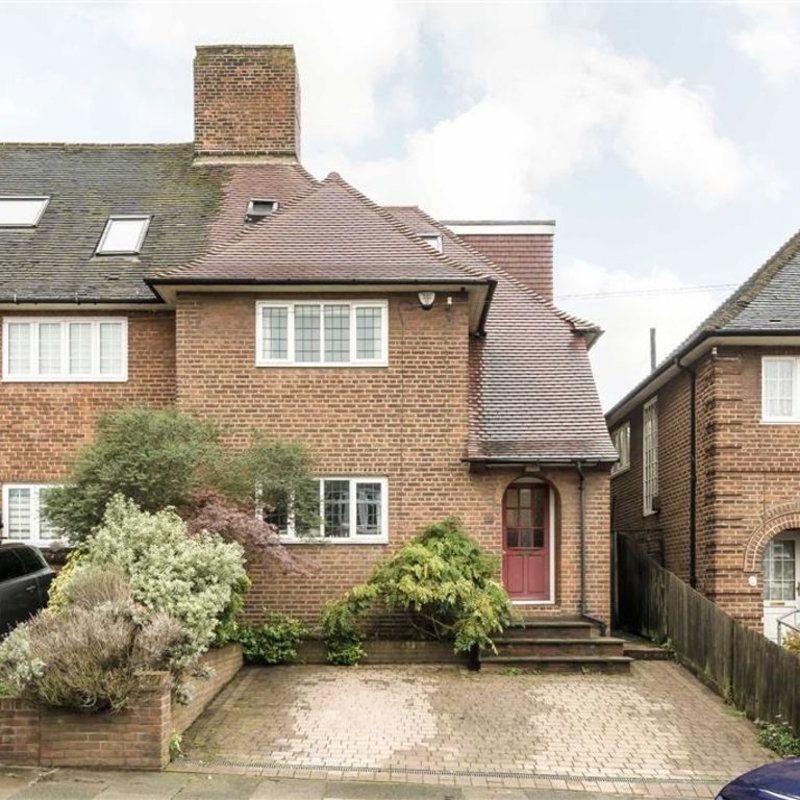 house for rent in Archery Road Eltham, SE9