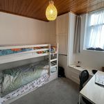 Rent 3 bedroom house in Edgware