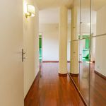 Affitto 7 camera appartamento di 260 m² in Milano