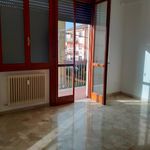 Affitto 5 camera appartamento di 136 m² in Vicenza