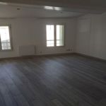 Rent 4 bedroom apartment of 75 m² in Privas