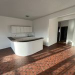 Rent 3 bedroom apartment of 70 m² in Vulaines-sur-Seine