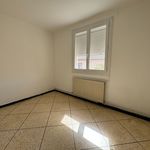 Appartement de 81 m² avec 5 chambre(s) en location à Nîmes