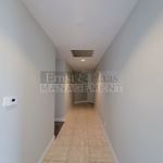 Rent 2 bedroom apartment of 130 m² in Long Beach